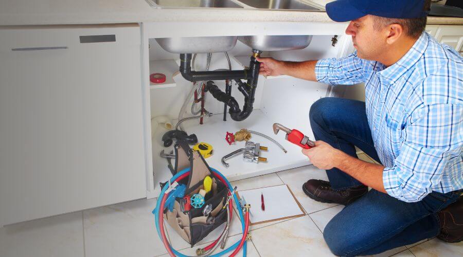 Professional Water heater repair in Cash, AR